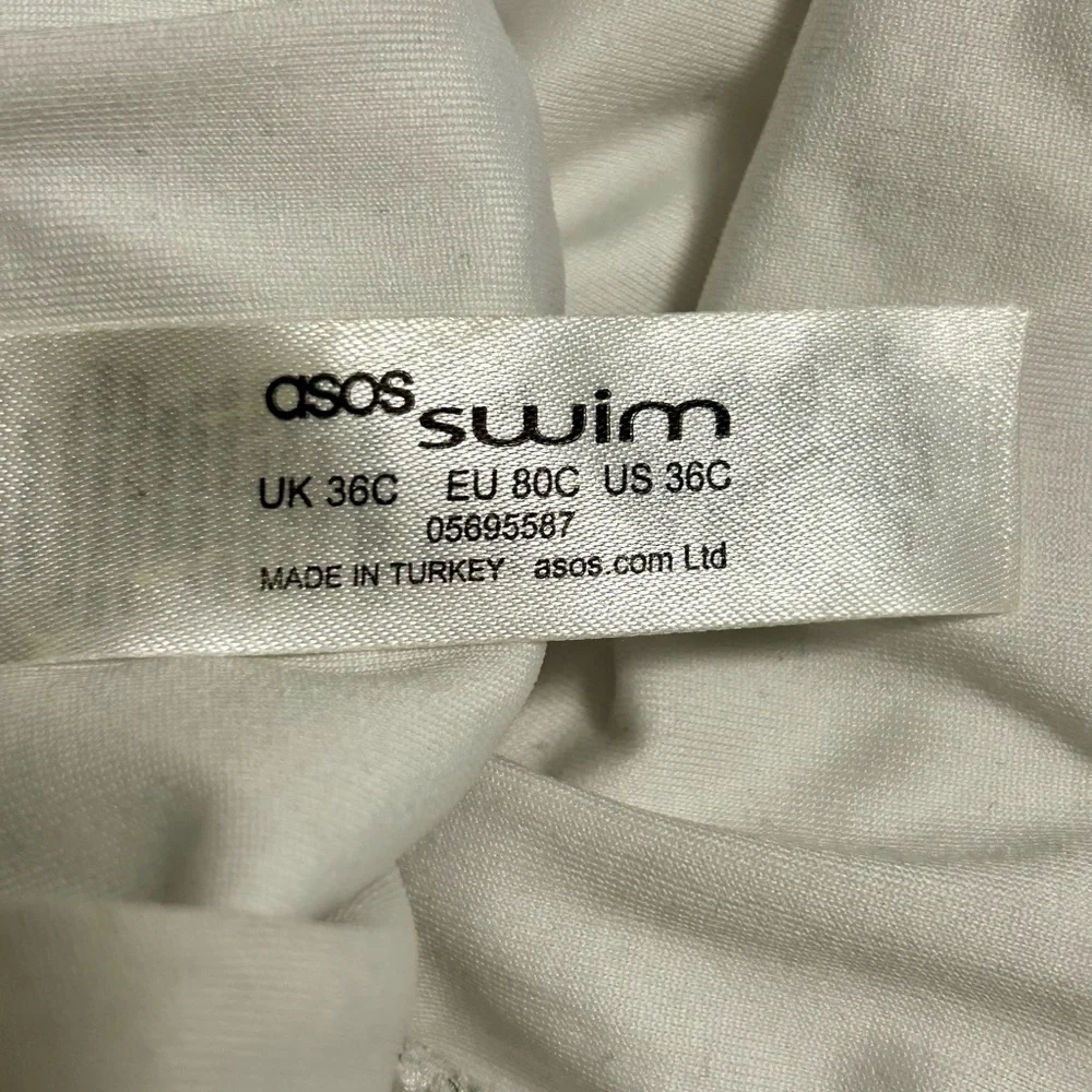 ASOS Swim White Fabric Material - Floral Vintage 36C - Picture 3 of 3